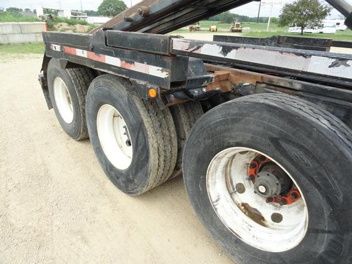 Used 2004 STERLING LT9500