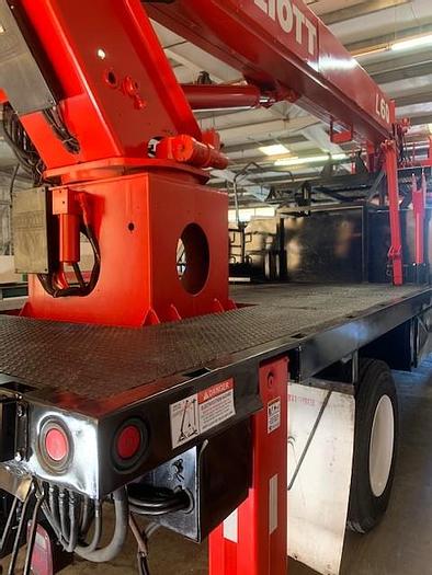 Used 2006 Ford F750 Non-CDL Elliott L60 Sign Crane - M47707