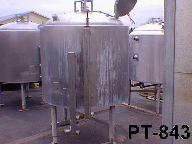 Used 250 GALLON PROCESSOR TANK.  CP