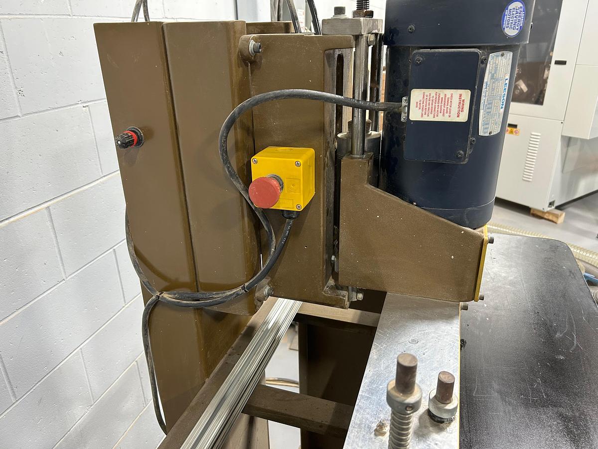 Used 1999 Ritter R19F line boring machine