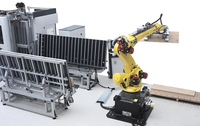 Biesse Vektor with Hardware Insertion