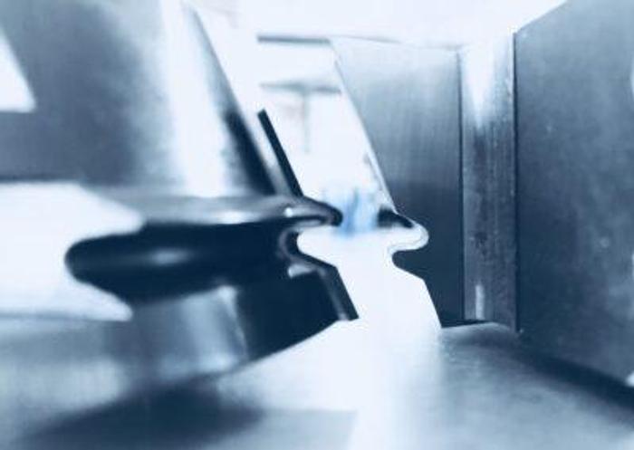 Circle T Lock Mitre Machine