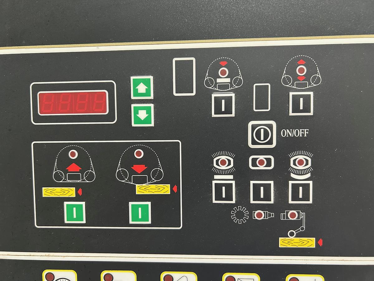 Used SAC  Smart K-1100 43" wide belt sander