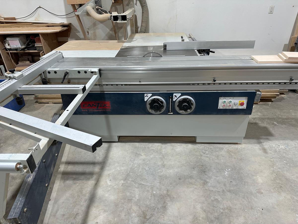Used Cantek D405-8M sliding table saw