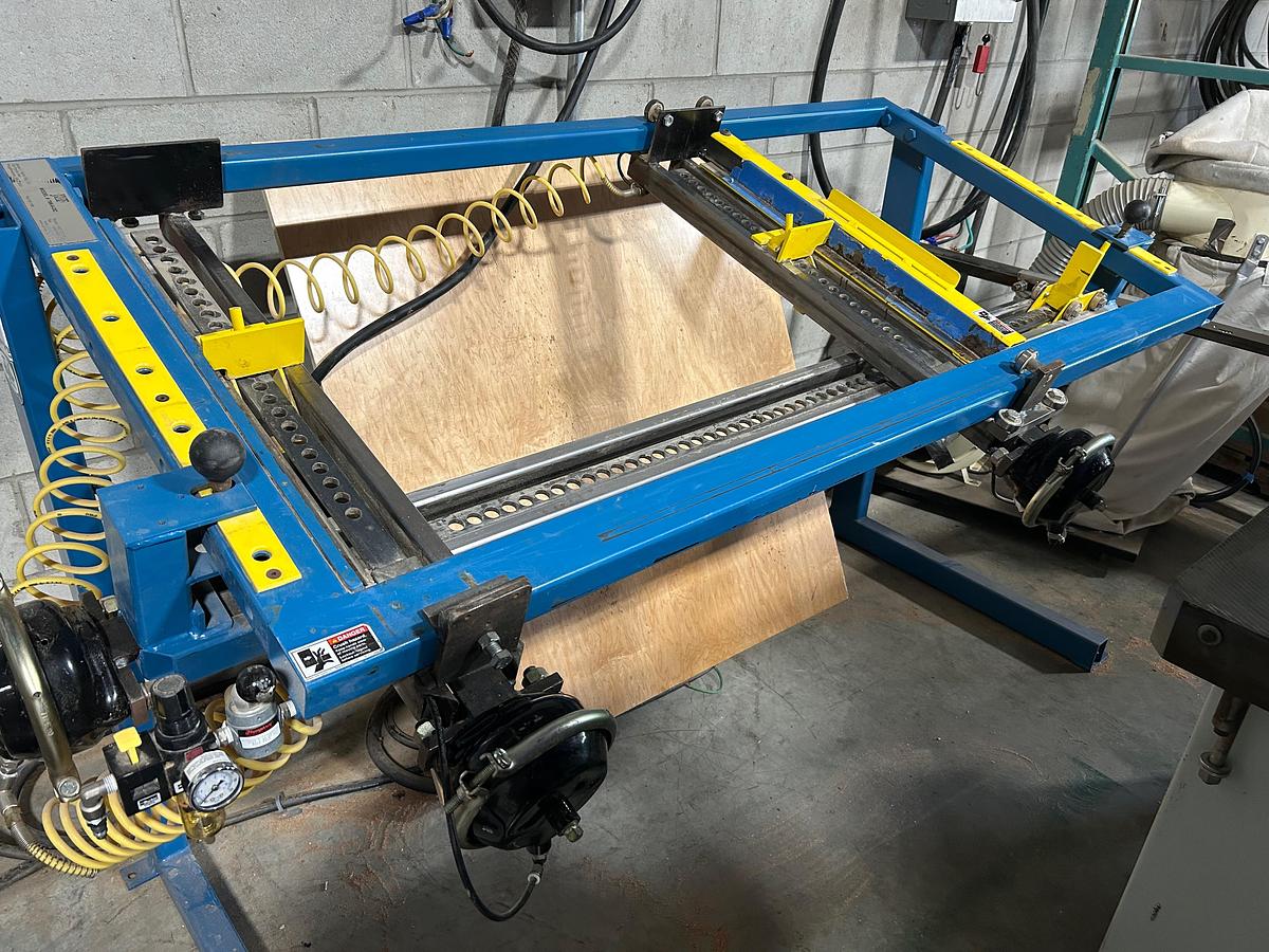 Used JLT cabinet door clamp