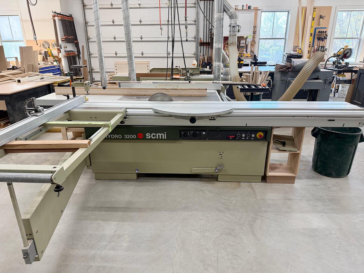 Used SCMI Hydro 3200 10' sliding table saw