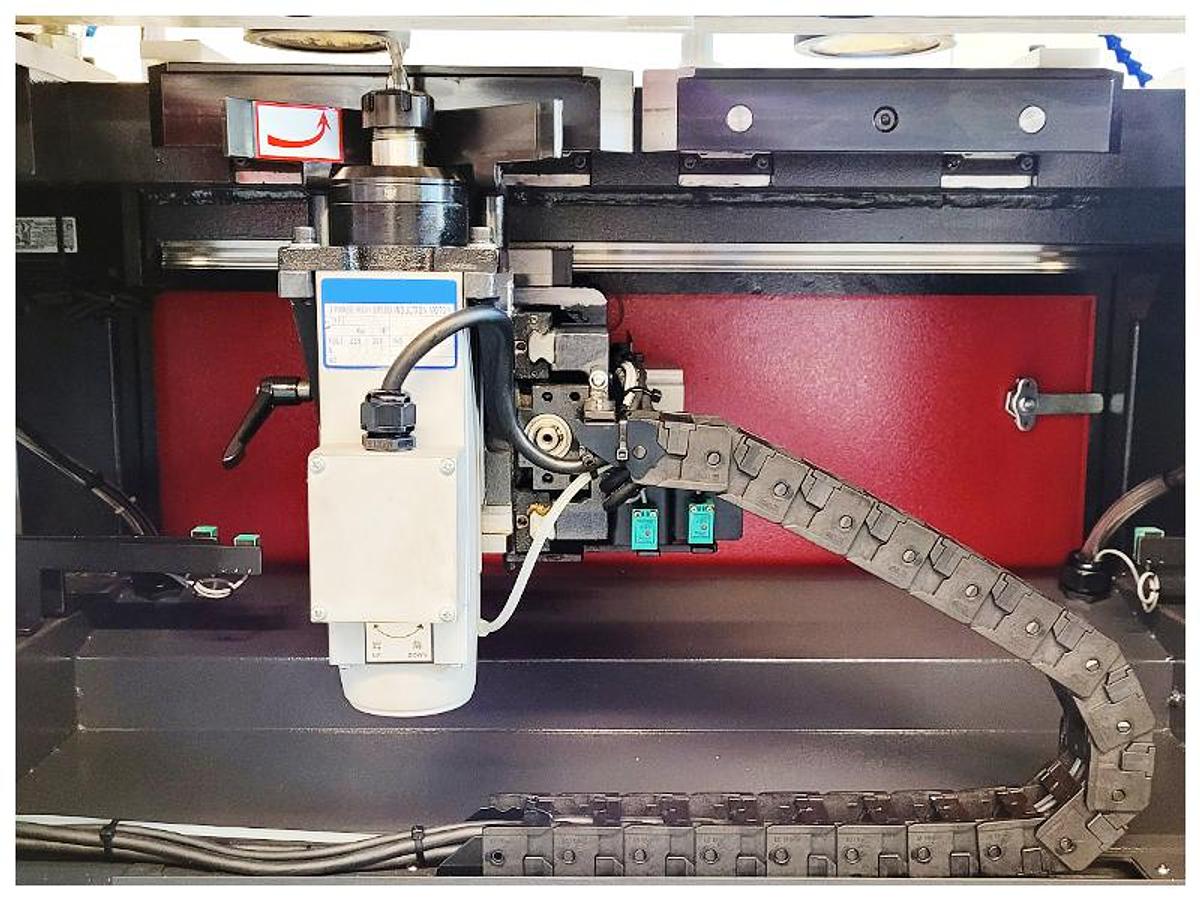 Cantek CN600 CNC Dovetail machine