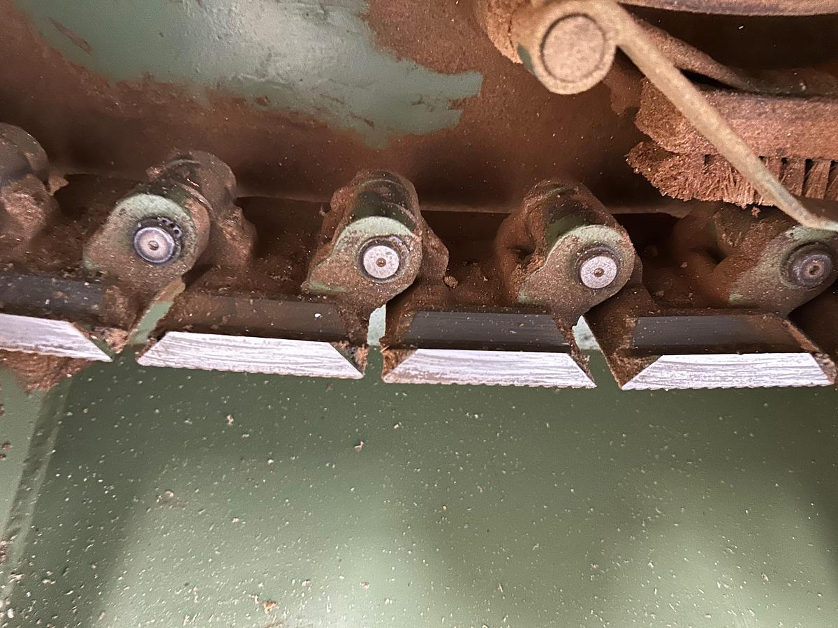 Used IMC Straight line rip saw