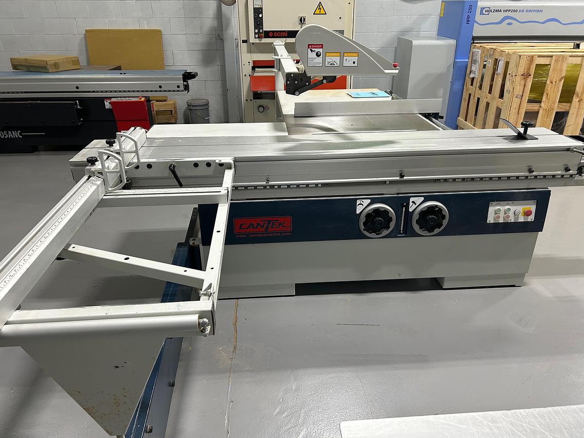 Used Cantek D405-8M sliding table saw