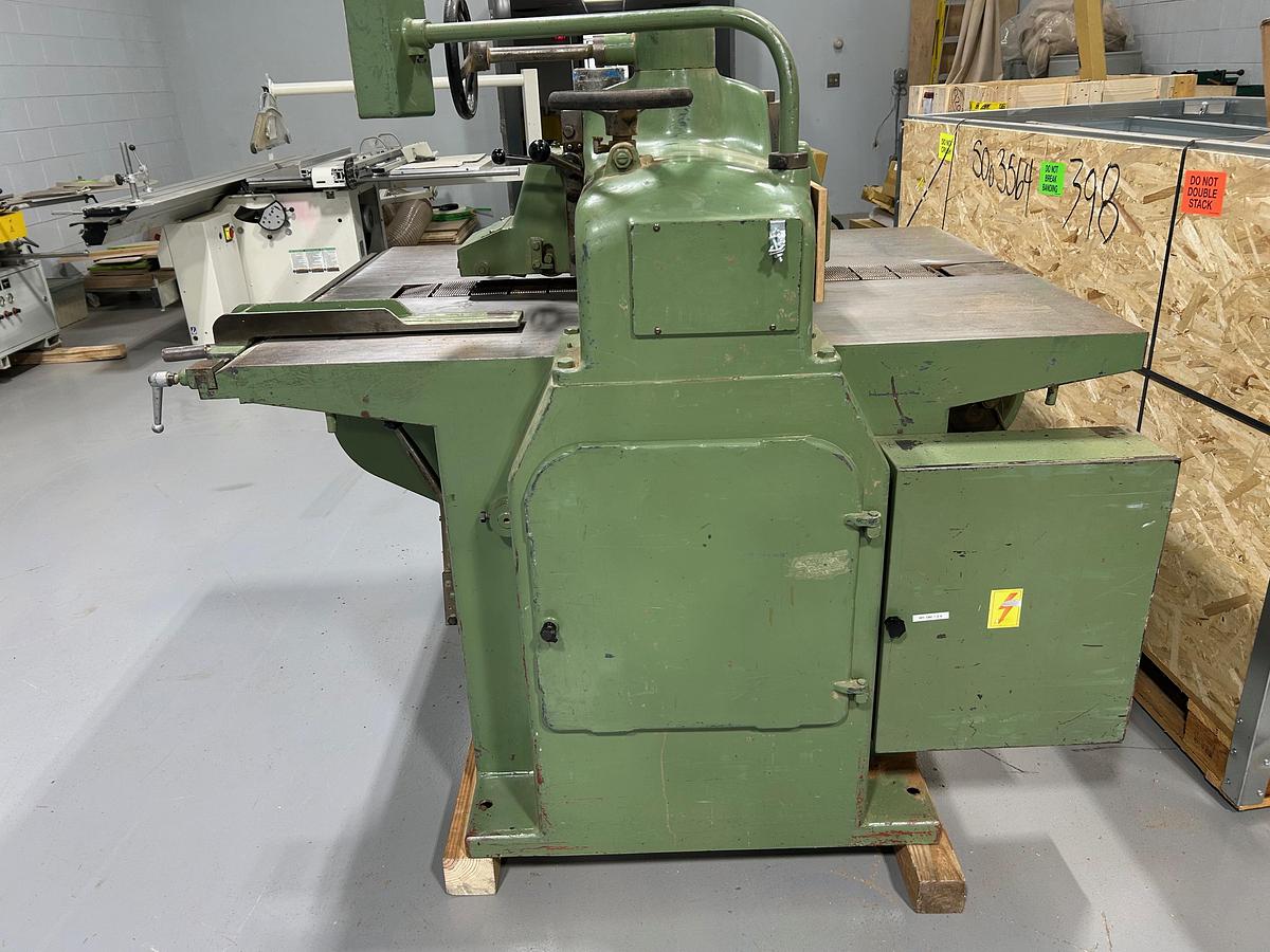 Used IMC Straight line rip saw