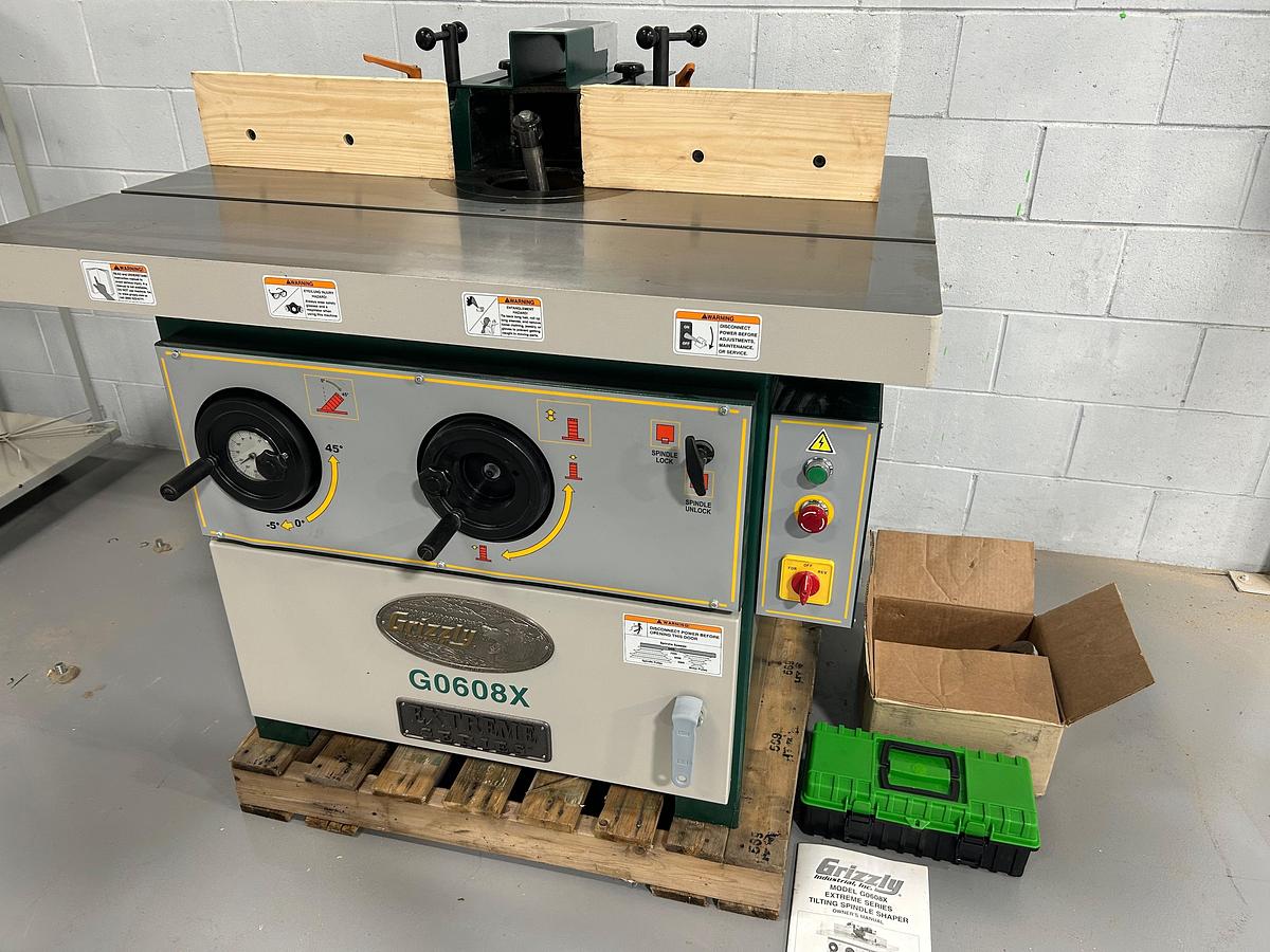 Used 2024 Grizzly G-O6080X Extreme series tilting spindle shaper