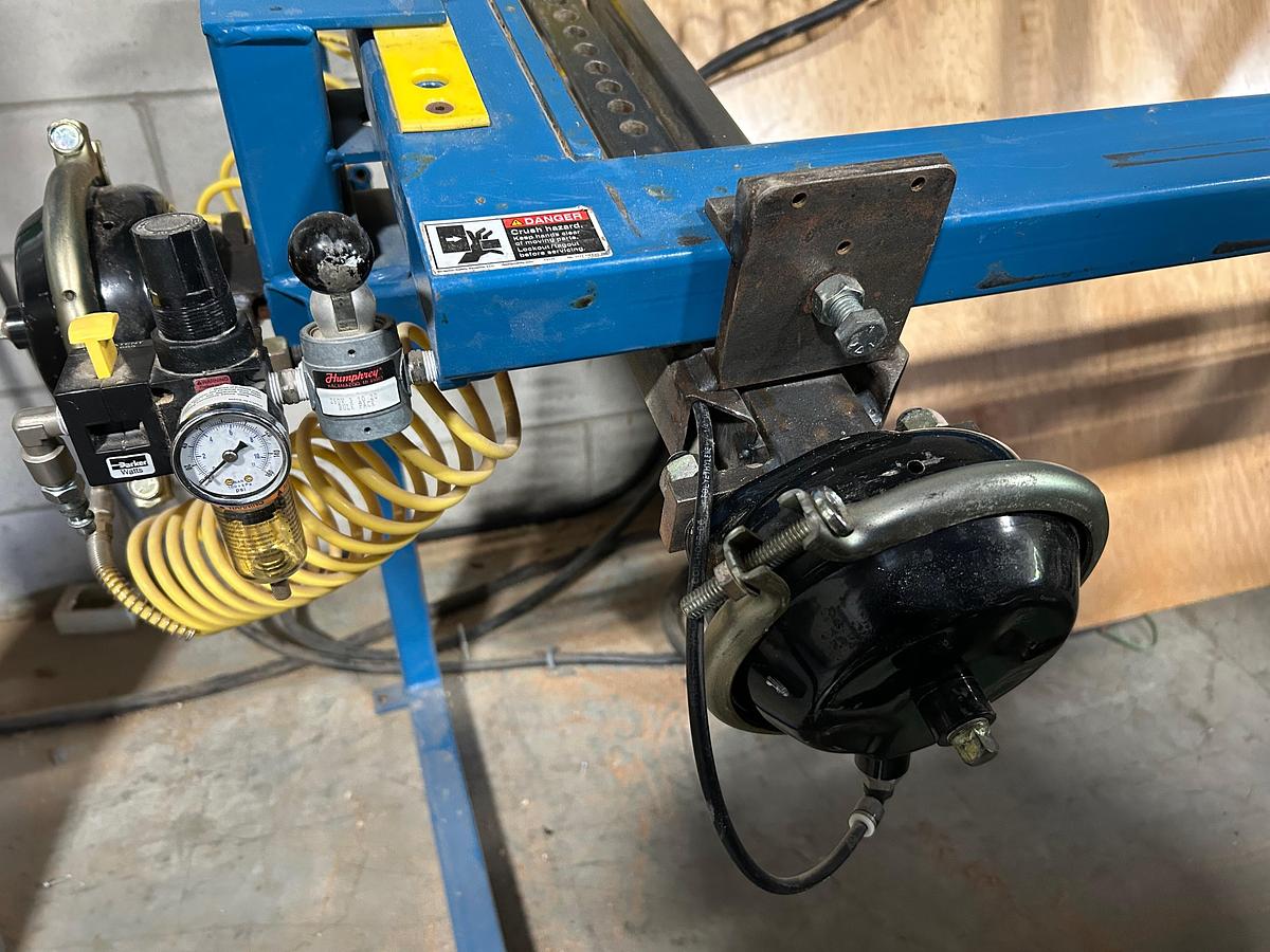 Used JLT cabinet door clamp