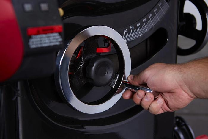 New Sawstop Professional Table saw