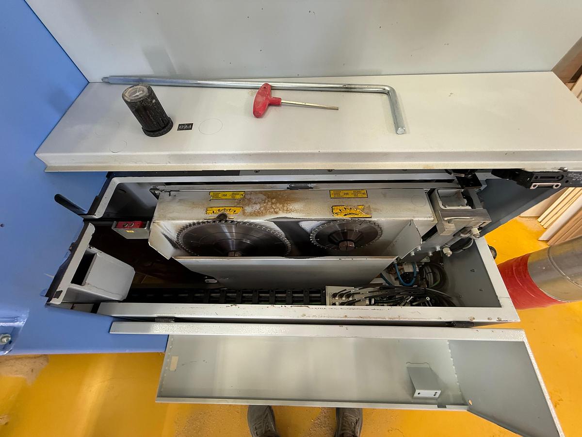 Used Holzma HPP250 US Edition 12' CNC panel saw