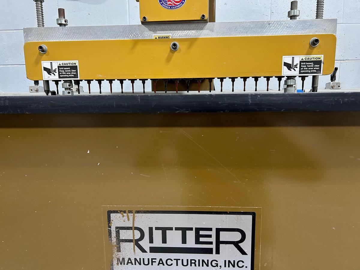 Used 1999 Ritter R19F line boring machine