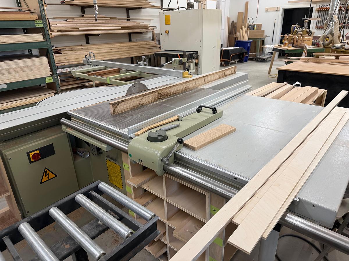 Used SCMI Hydro 3200 10' sliding table saw