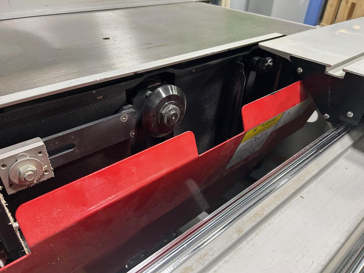 Used Cantek D405-8M sliding table saw
