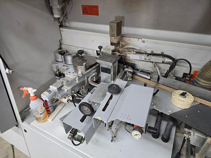 Used 2008 Holzher Sprint 1321 edgebander with servo trim adjustments