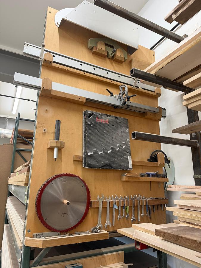 Used SCMI Hydro 3200 10' sliding table saw