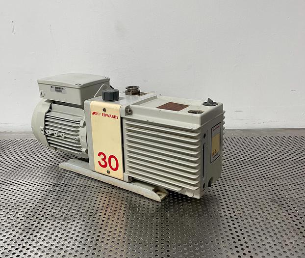 Used Edwards 30 E2M30 Rotary Vane Vacuum Pump 220/240V
