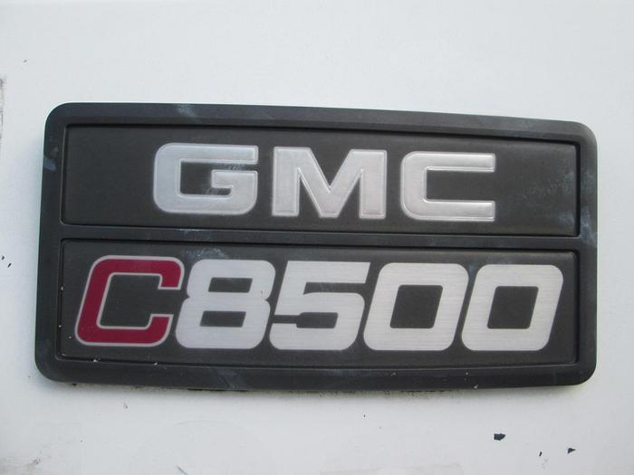 Used 2000 GMC C8500