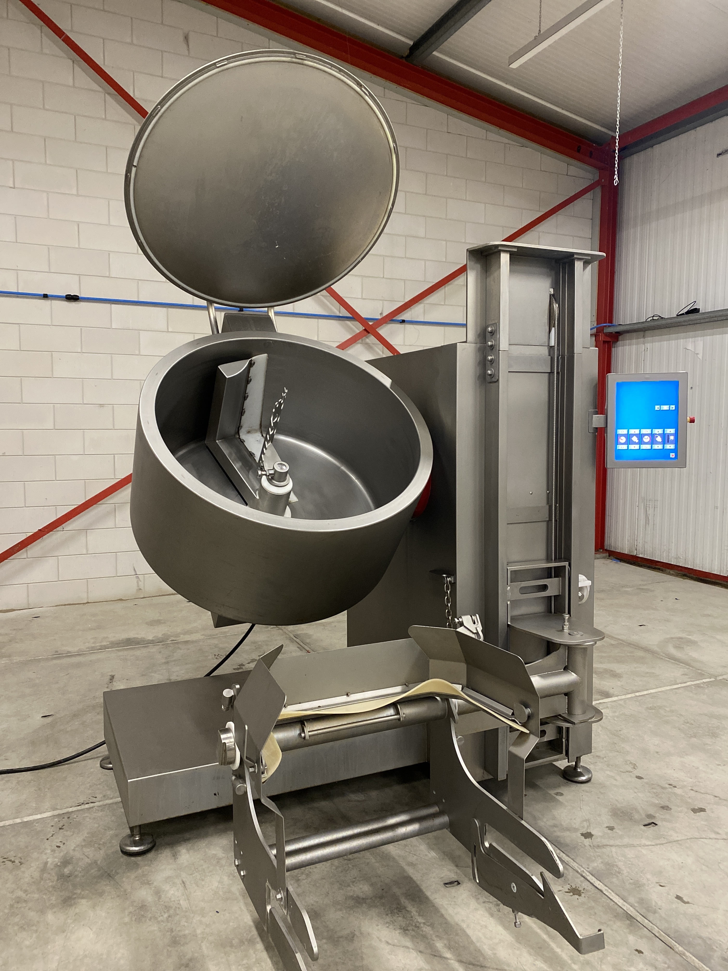 Used 2015 Ruhle mixer MGR400