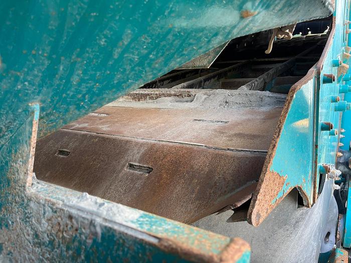 Used Powerscreen Chieftain 2100 3 deck