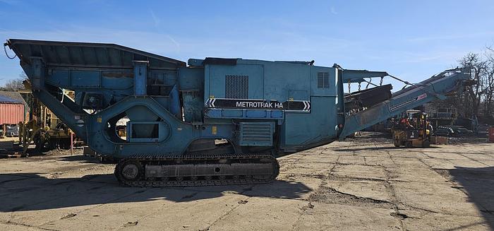 Used 2013 Powerscreen Metrotrak 900 x 600
