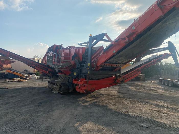 Used 2016 Terex Finlay 883+