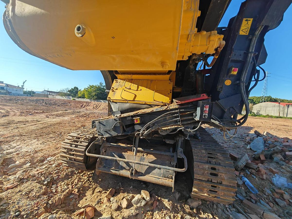 Used 2013 Komatsu BR 380 JG