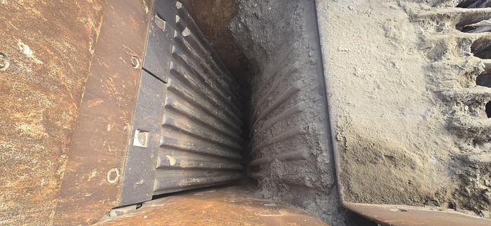 Used Extec C12+ tracked jaw crusher