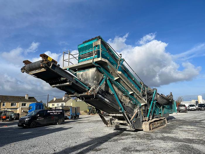 Used Powerscreen Chieftain 2100 3 deck