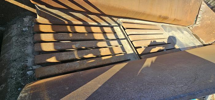 Used 2013 Powerscreen Metrotrak 900 x 600