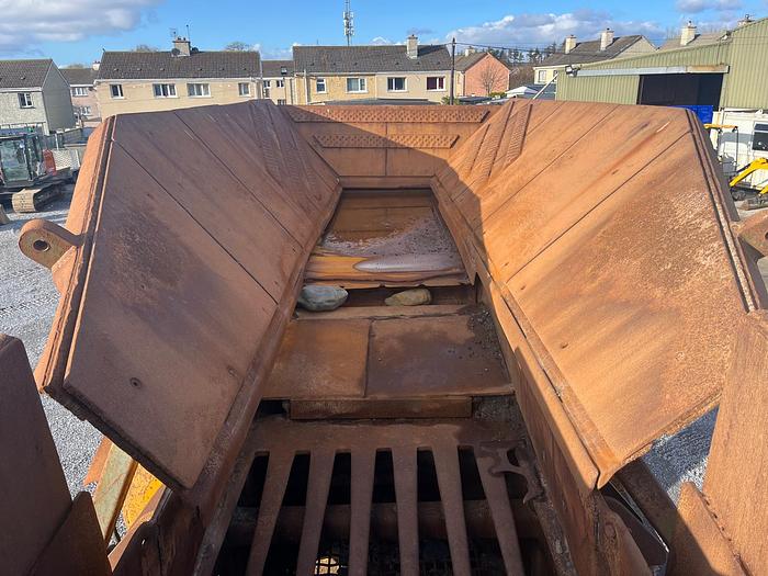 Used 2013 Tesab 10570