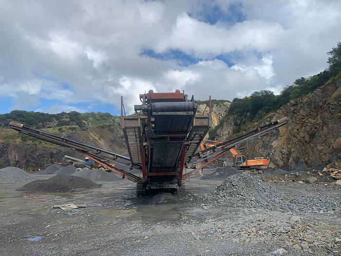 Used 2001 Terex Finlay 693