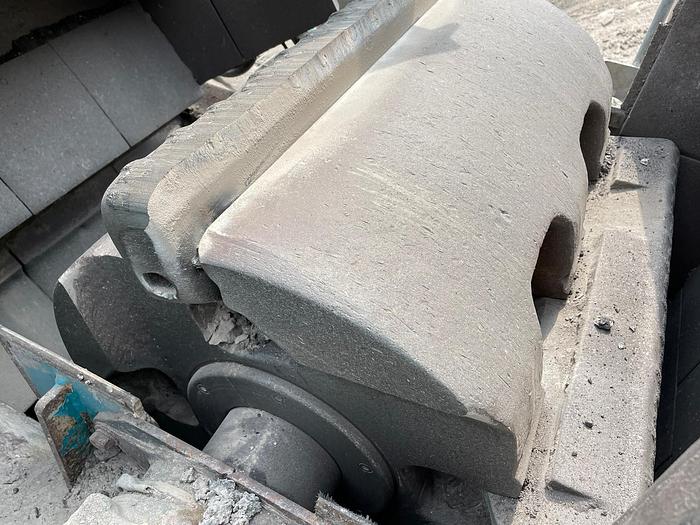 Used Powerscreen Trackpactor 250