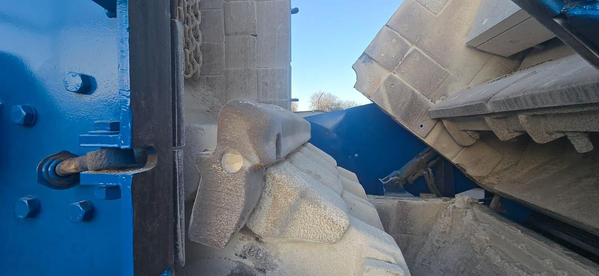 Used 2005 Pegson 428 Impact crusher