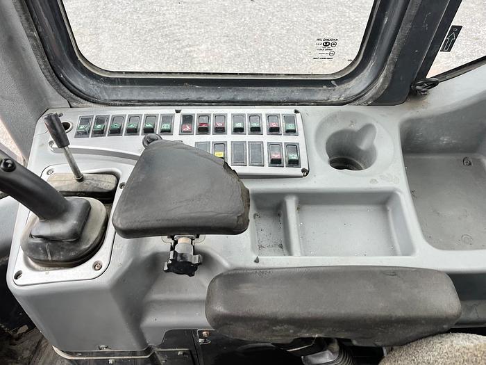 Used 2007 Doosan DL 400