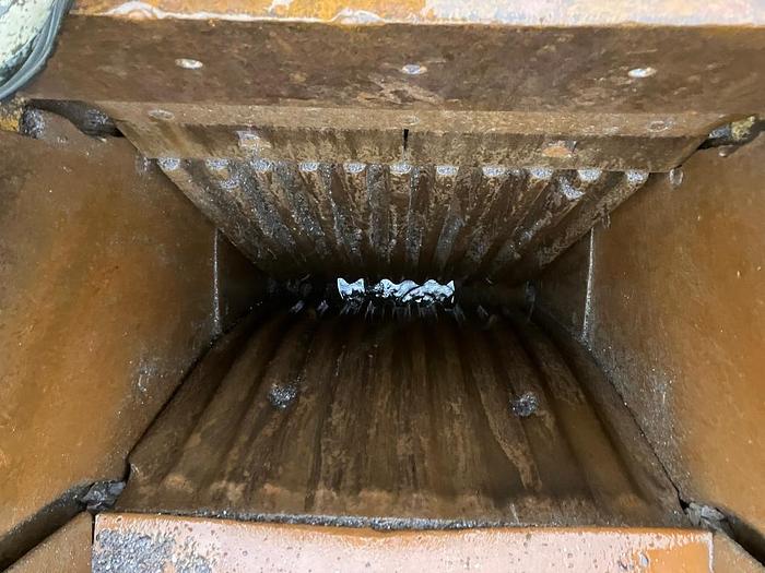 Used Extec C12+ tracked jaw crusher