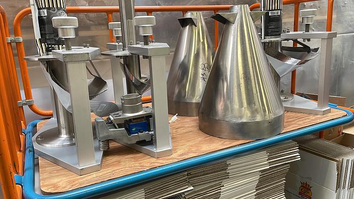 Used WEIGHING AND BAGGING SYSTEM