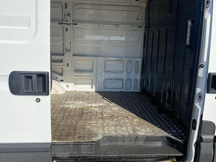 Usato 2011 IVECO  DAILY 35s12