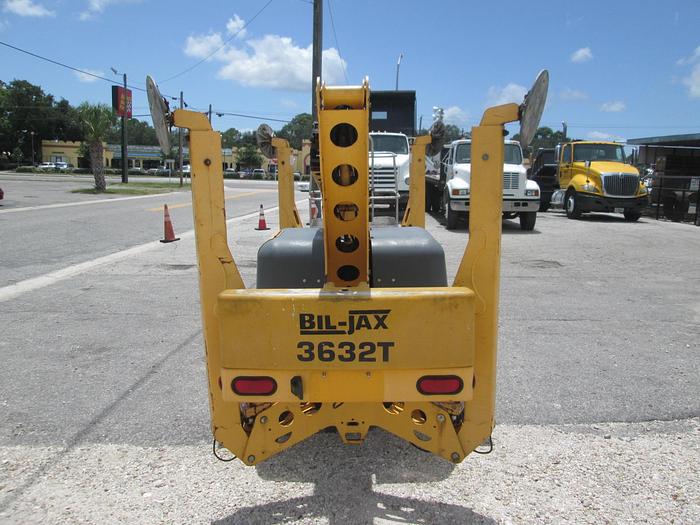 Used 2006 BIL-JAX Model 3632T Electric Towable Manlift
