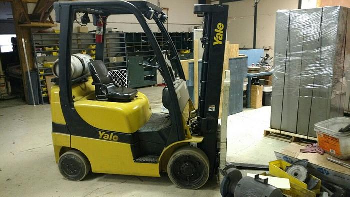 Used YALE 5000 LBS FORK LIFT