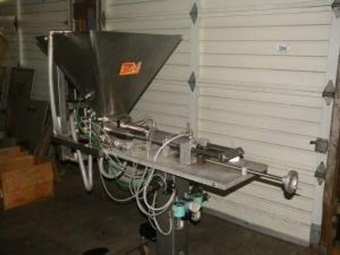 Used Filling Systems Twin Piston Filler