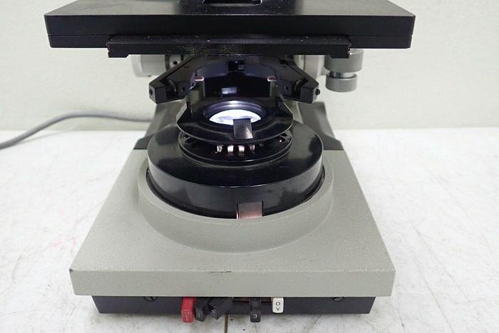 Used Bausch & Lomb 31-32-14 Balplan Illuminator Microscope with (2) 10X WF Eyepieces