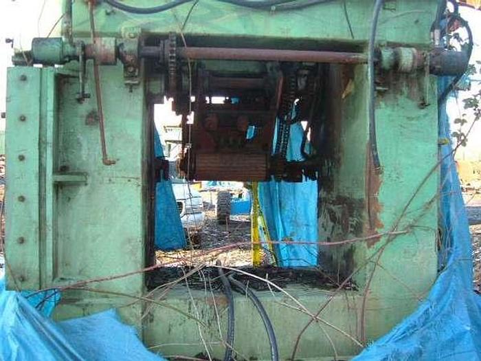 Used 6' L-B Horizontal Shifting Bandmill