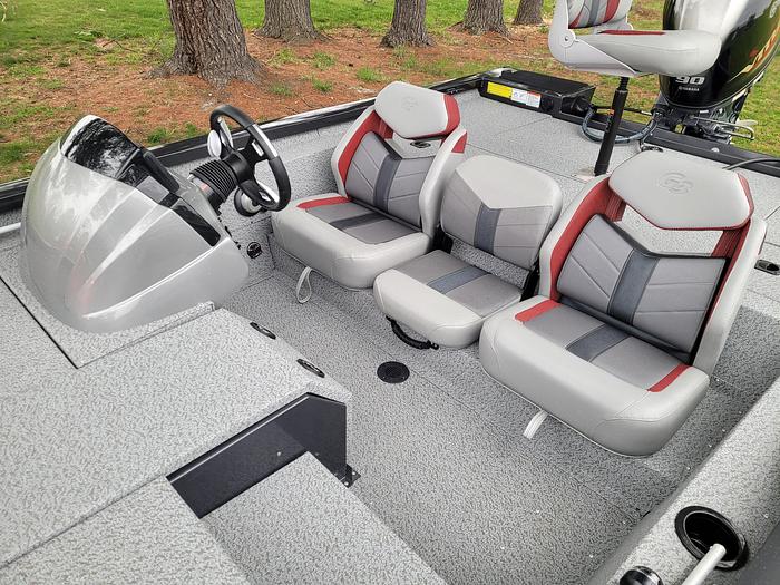 2022 G3 Sportsman 1710 (Charcoal/Red)