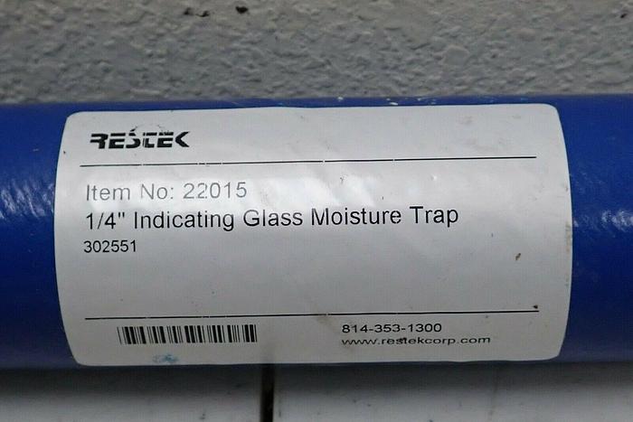 Used RESTEK 22015 1/4" Indicating Glass Moisture Trap