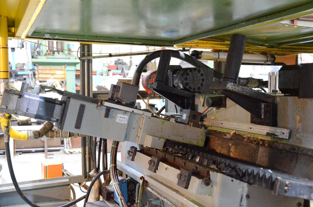 Usado 1997 ESTARTA 327 CNC Rectificadoras sin centros #4478