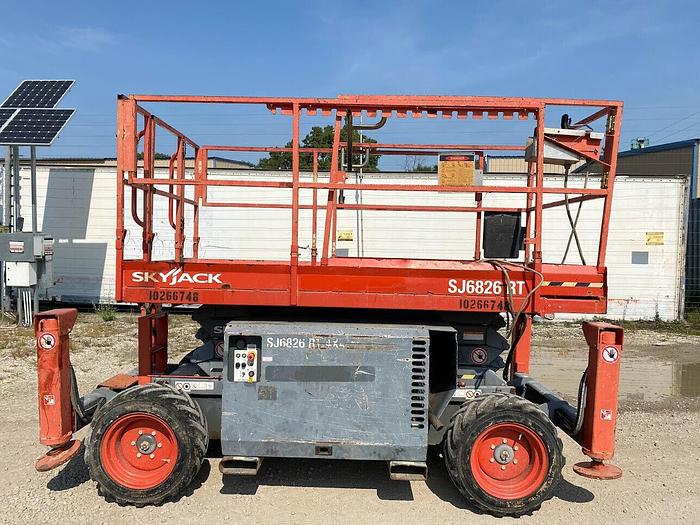 Used 2014 SKYJACK SJ6826RT